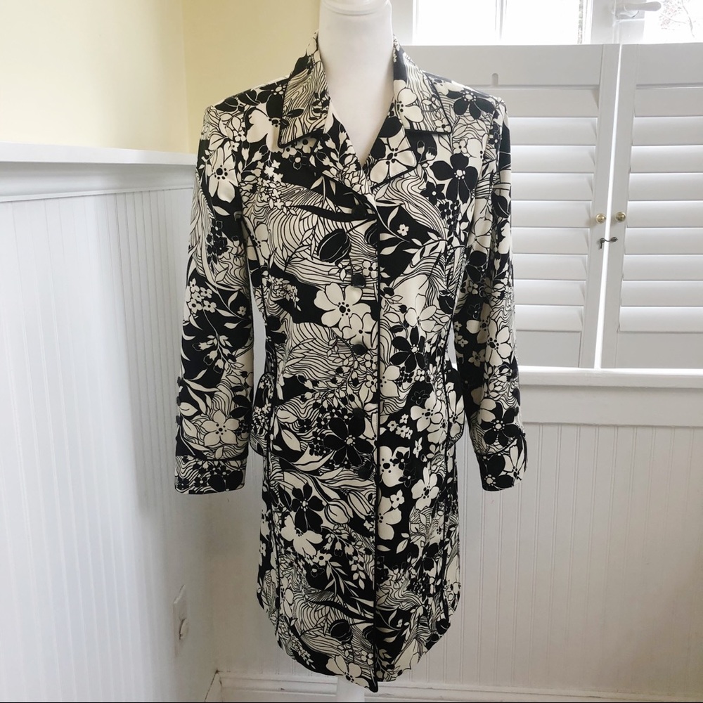 Oscar De La Renta Black & Cream Trench Coat 10P